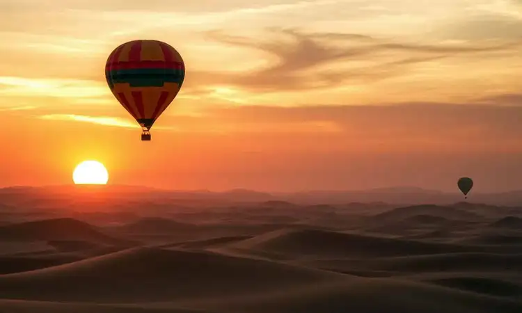 Hot Air Balloon Rides Over Desert – A Magical Journey